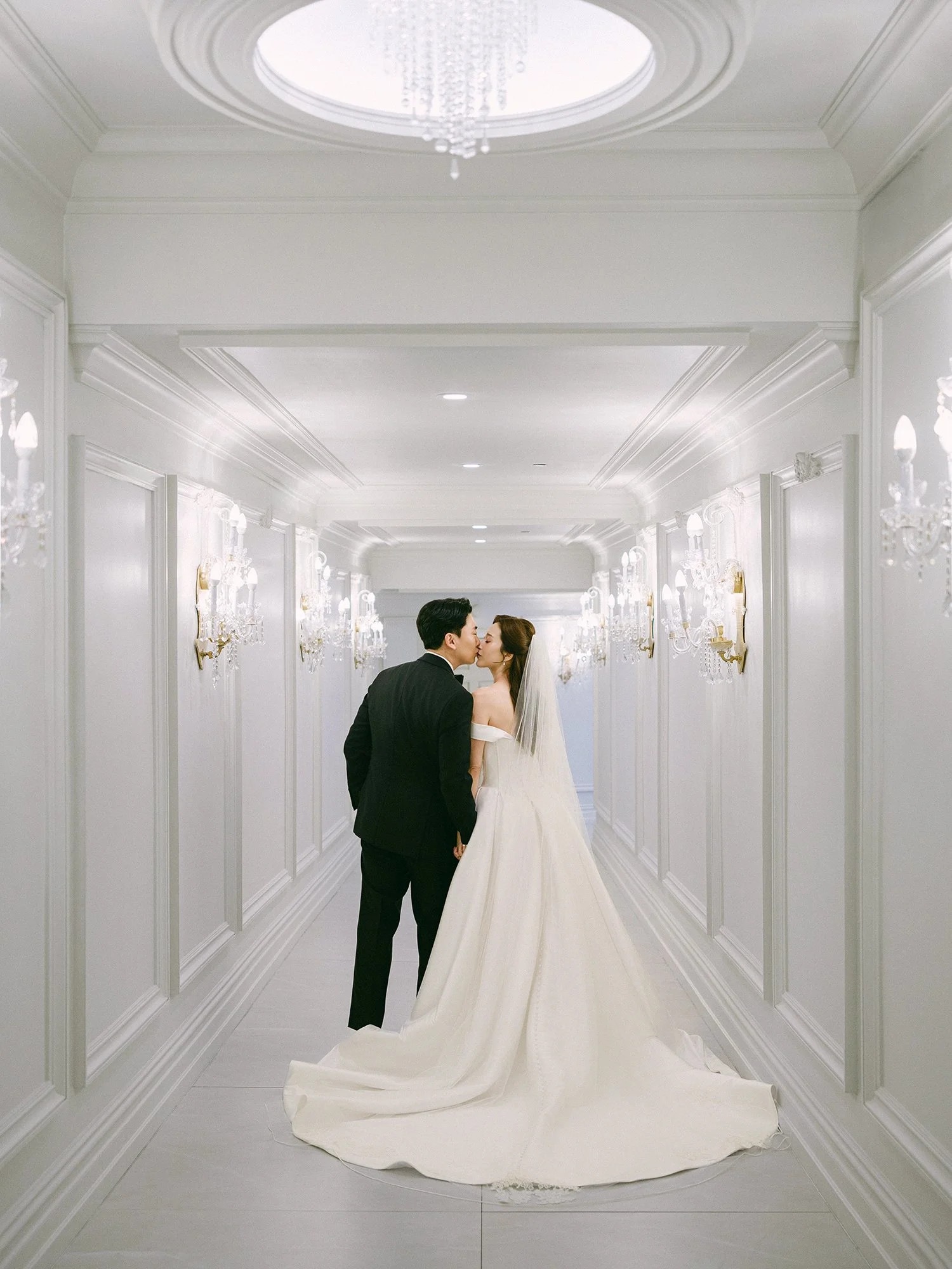 Editorial wedding portrait at The Florentine Gardens