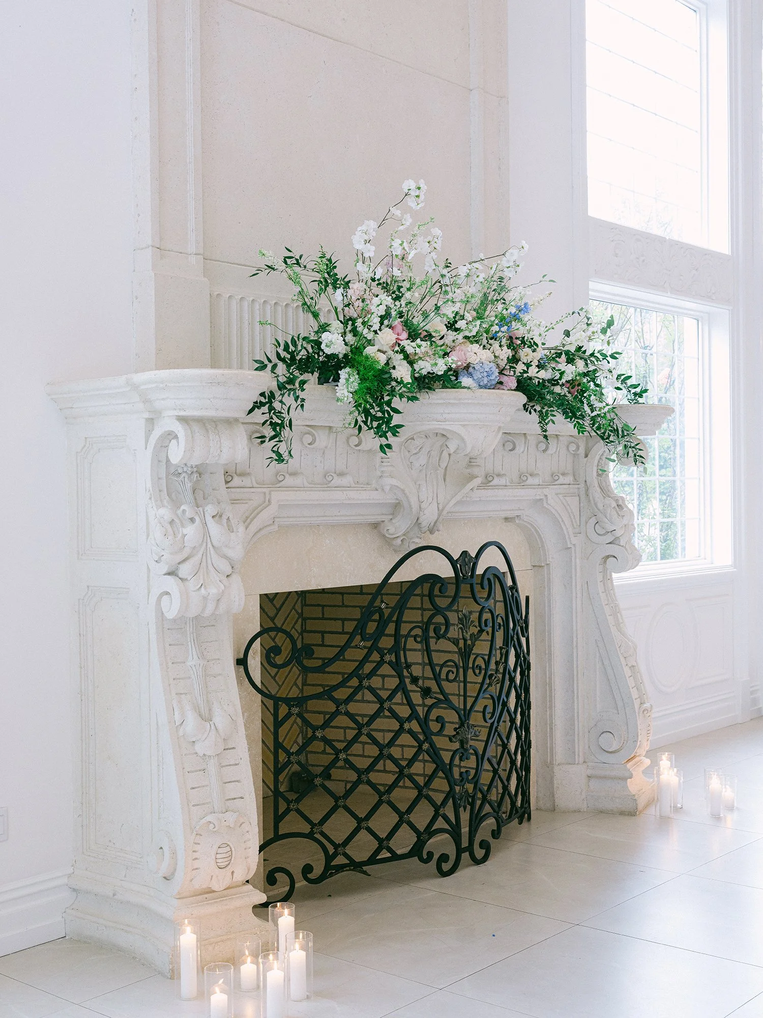 Floral installation by Floral Design by Sofie