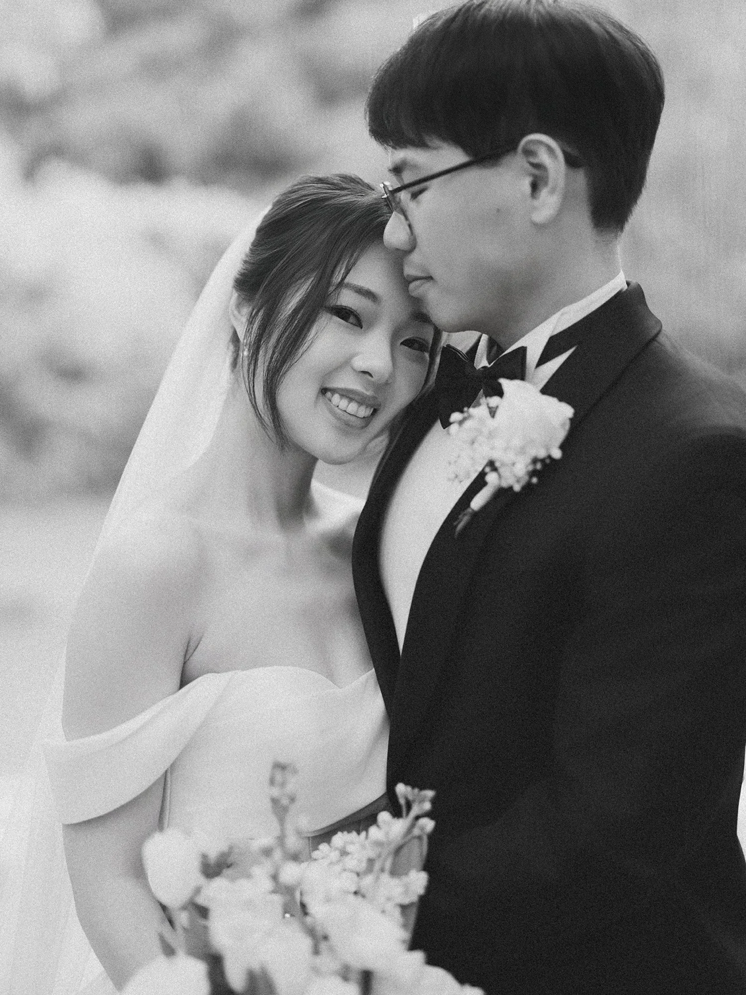 Editorial wedding portrait of Sue and Kenny at Park Chateau Estate