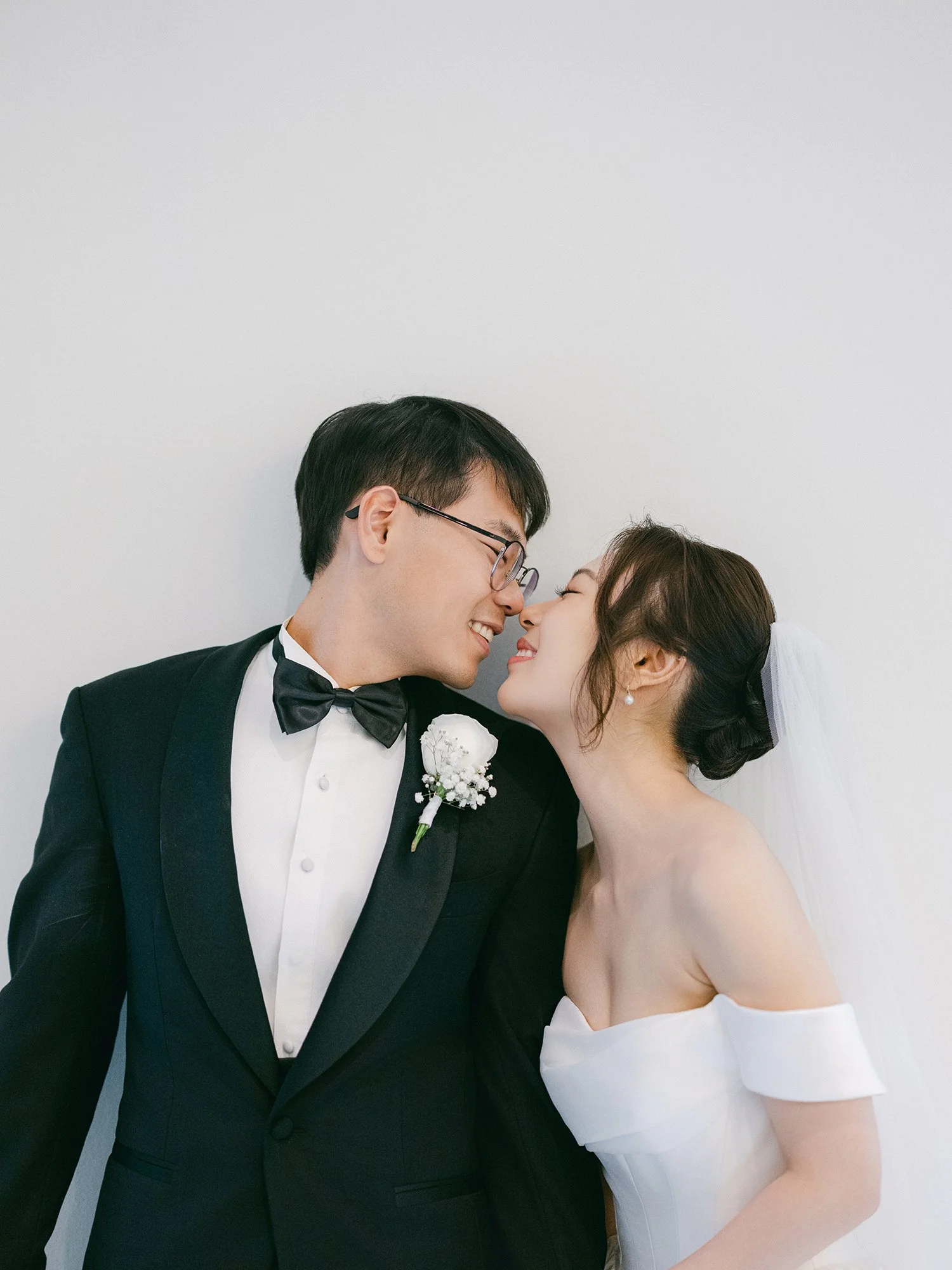 Editorial wedding portrait of Sue and Kenny at Park Chateau Estate