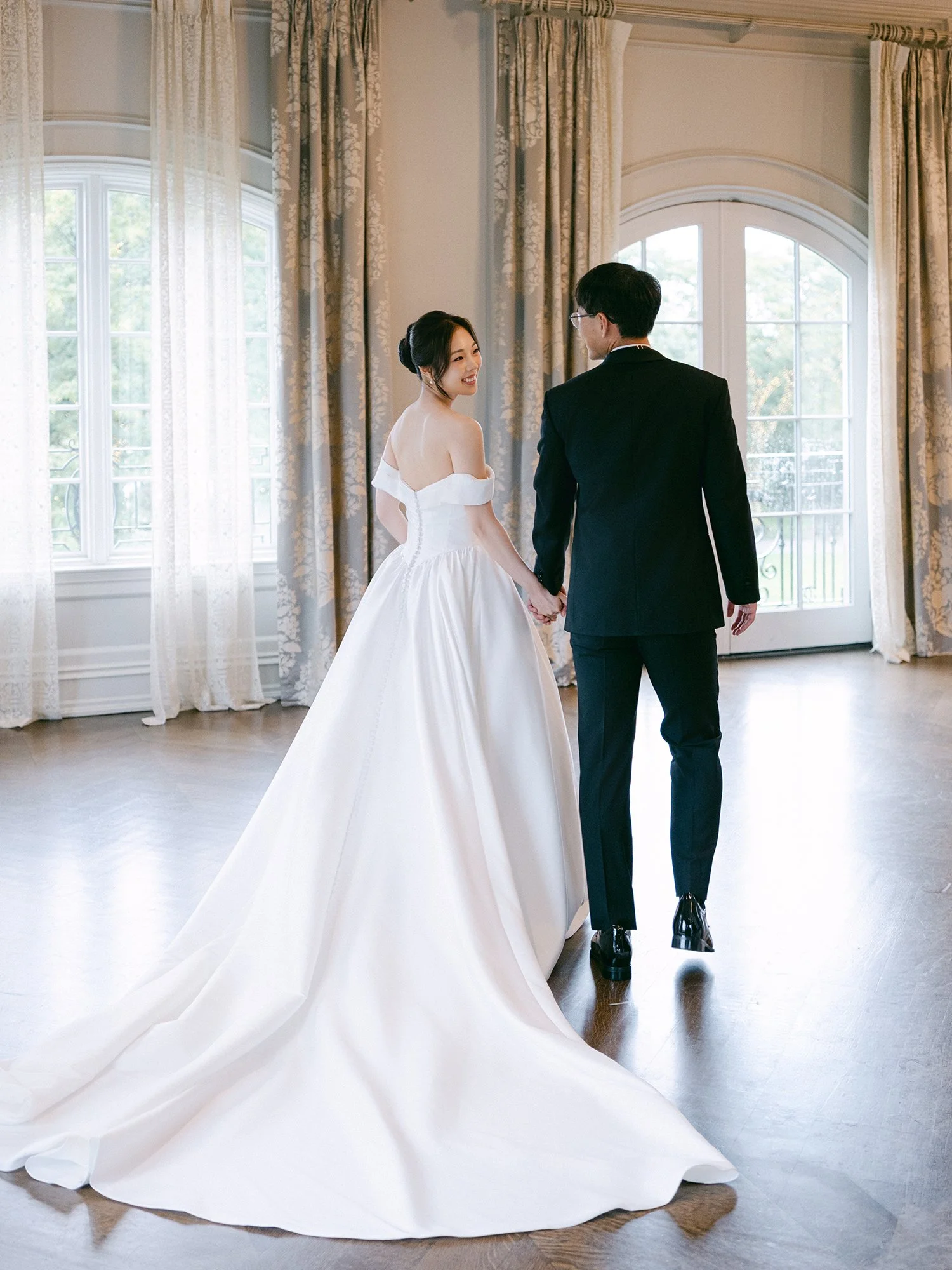 Editorial wedding portrait of Sue and Kenny at Park Chateau Estate