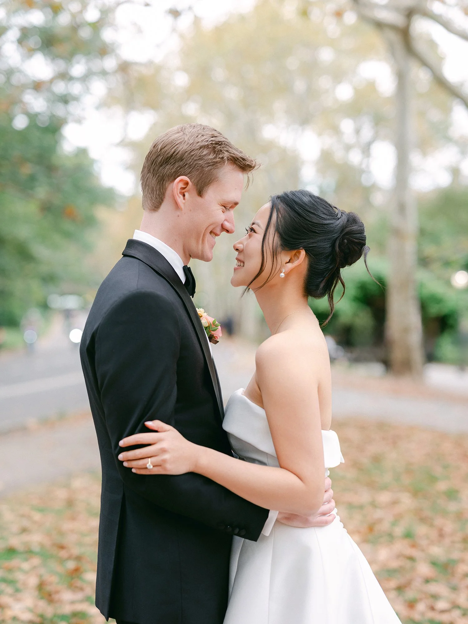 portraits of Kathy and Blake in Central Park, October wedding