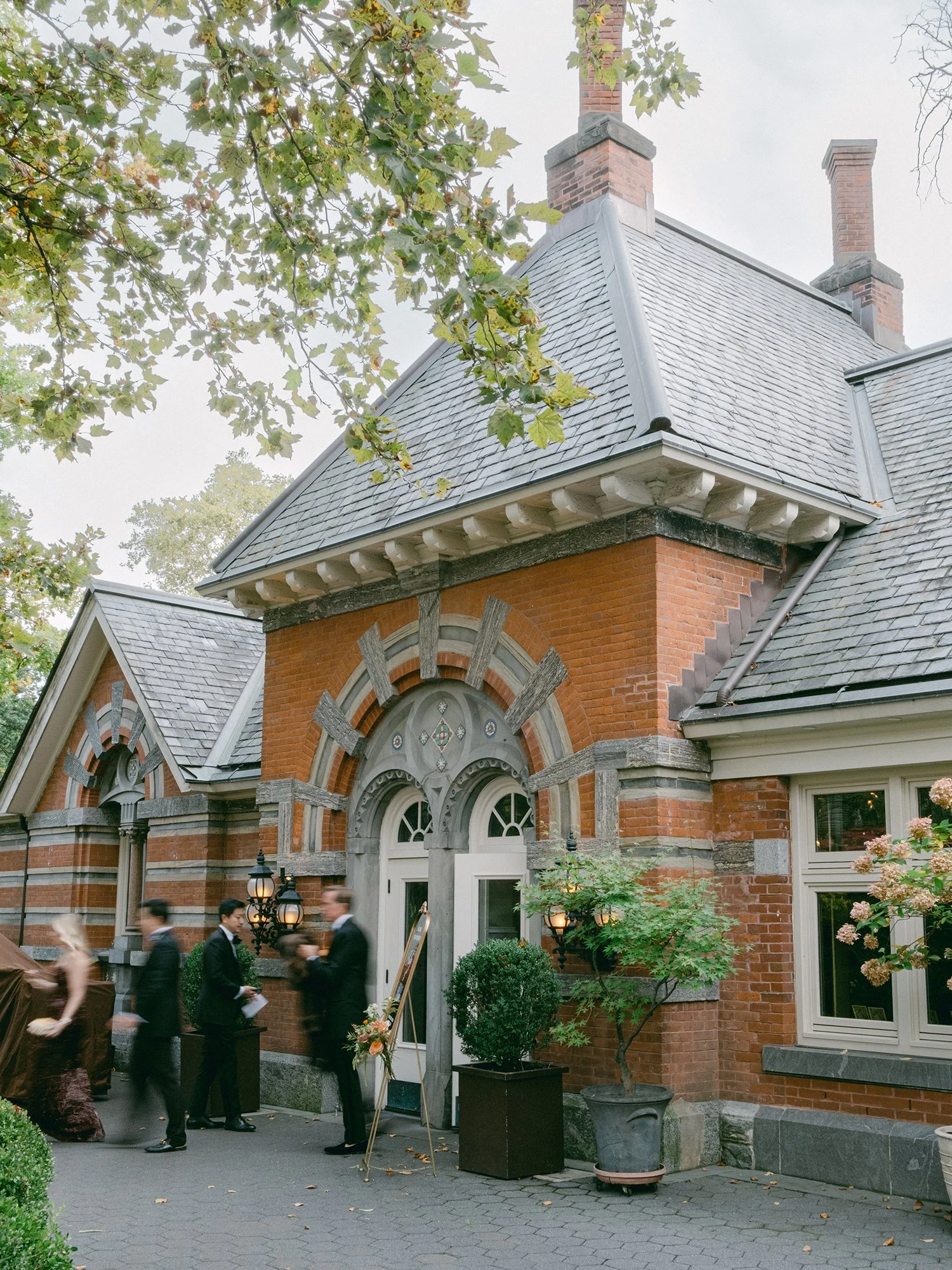 Kathy and Blake's wedding details at Tavern on the Green, Central Park
