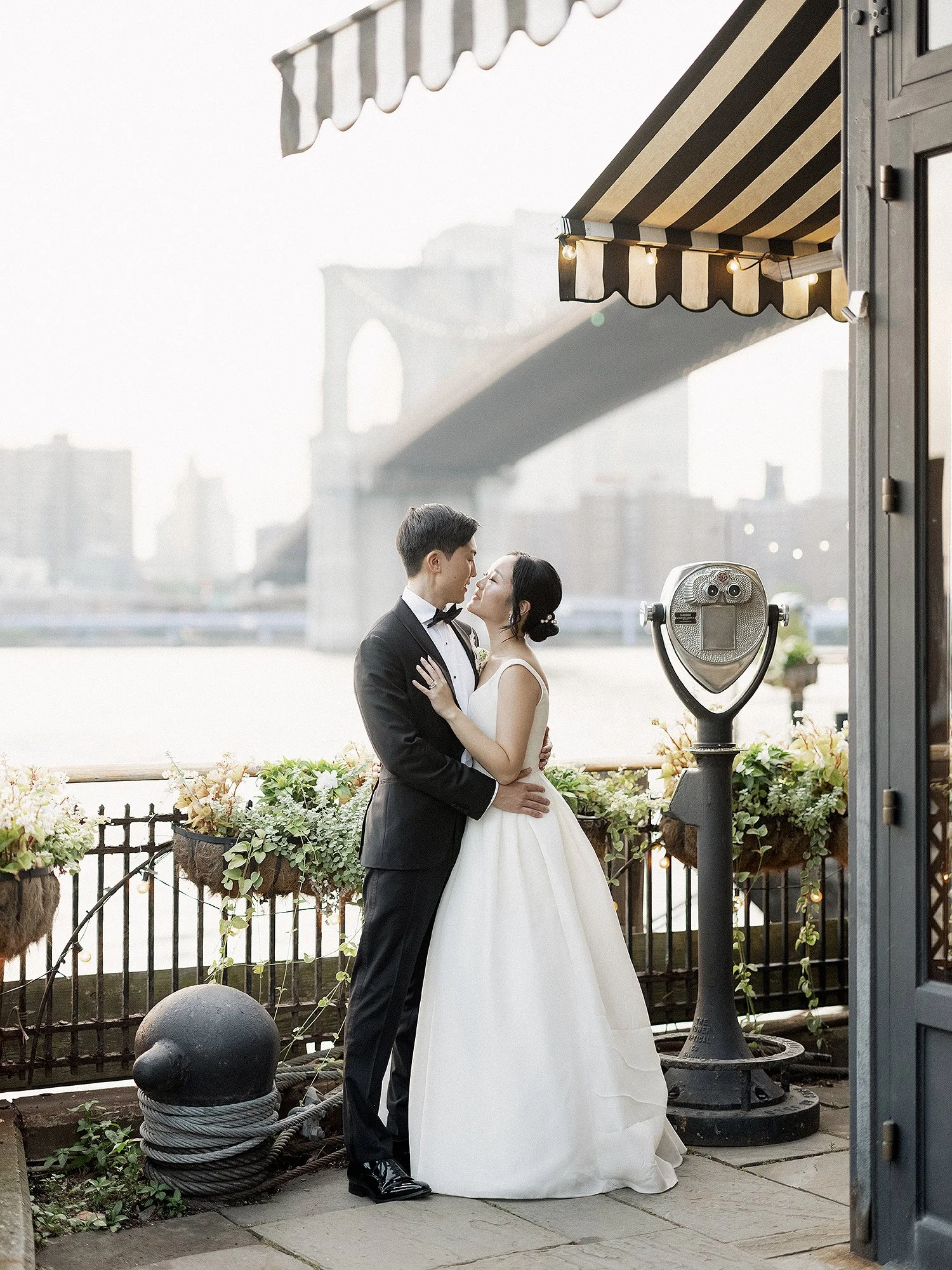 Wedding portrait with the Brooklyn Bridge and Manhattan skyline