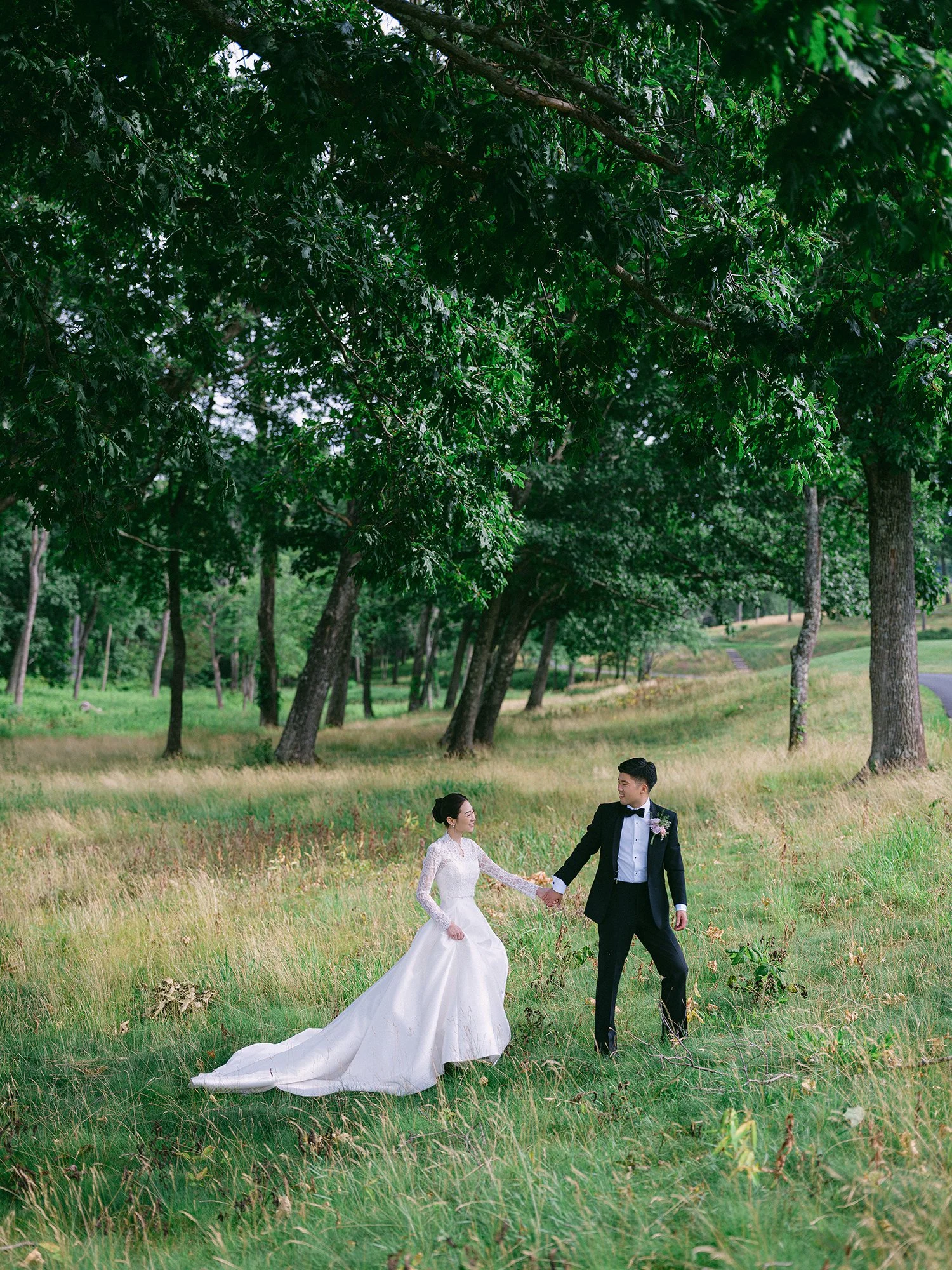 Korean bride and groom wedding portrait at Maritime Parc in Jersey City photographed by Haseok Chung Studio