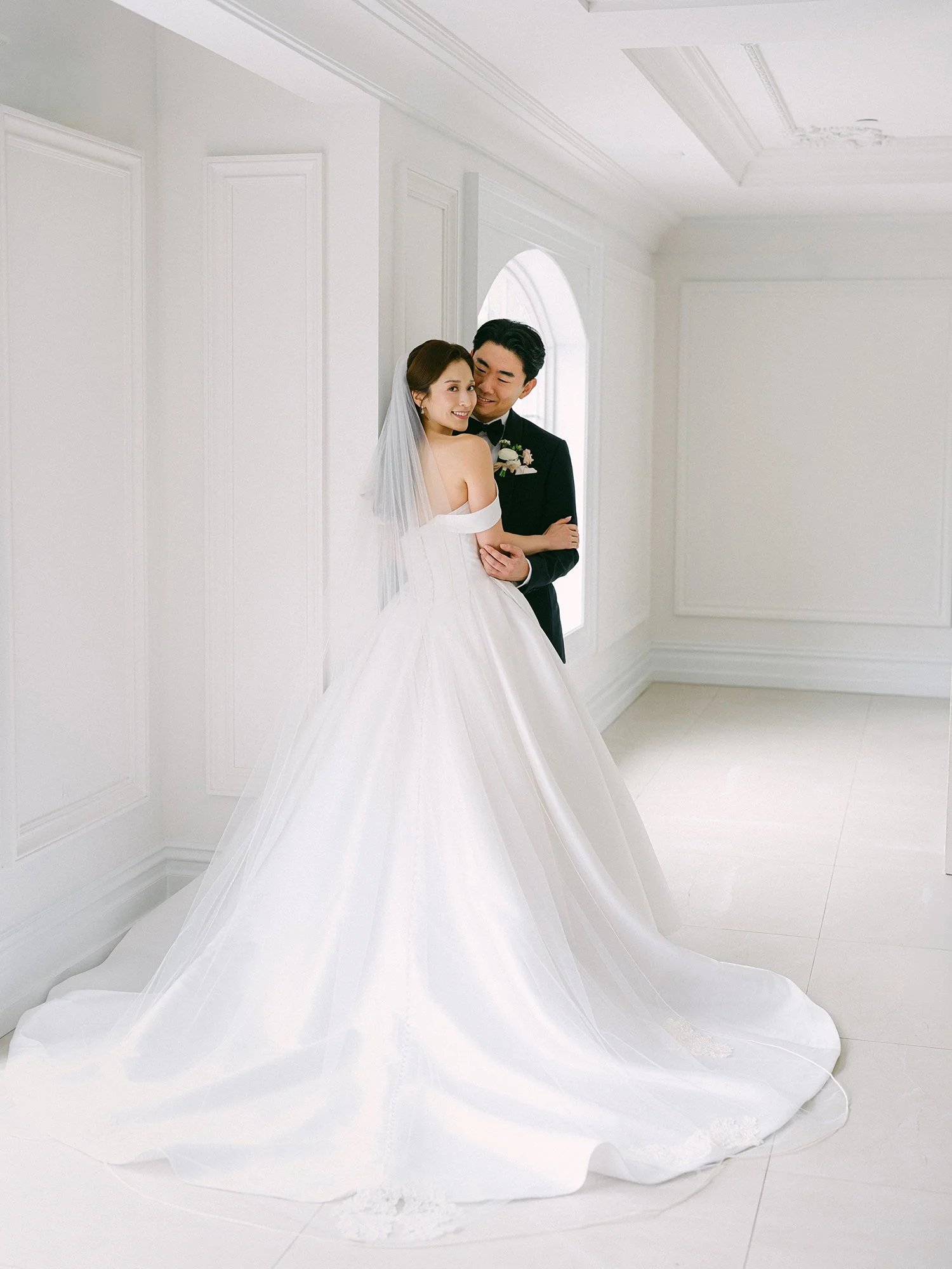 Bride and groom portrait at The Estate at Florentine Gardens
