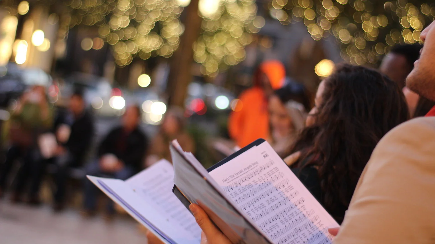 Caroling at the Shops at Buckhead