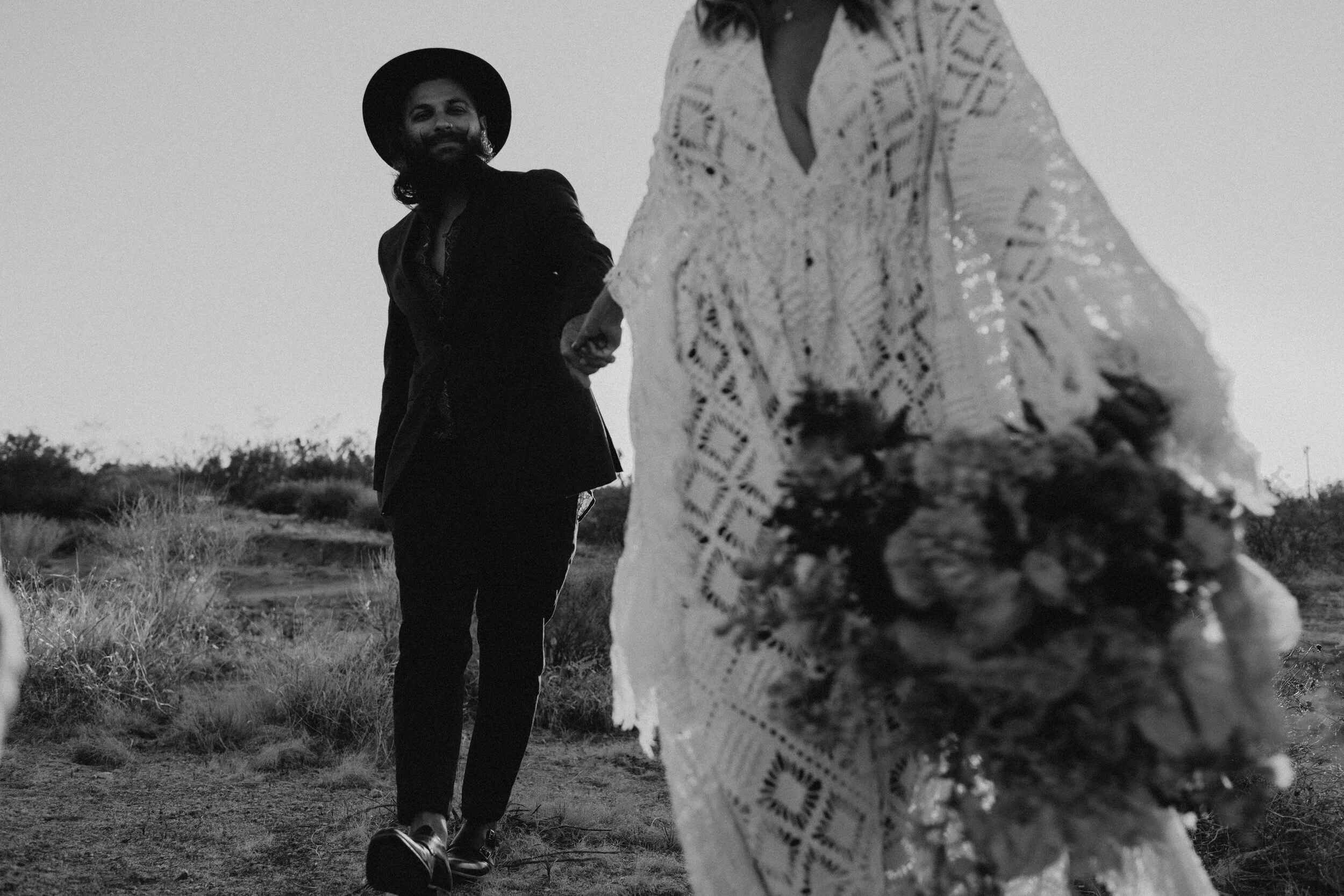 A SUNSET ELOPEMENT IN JOSHUA TREE, CALIFORNIA