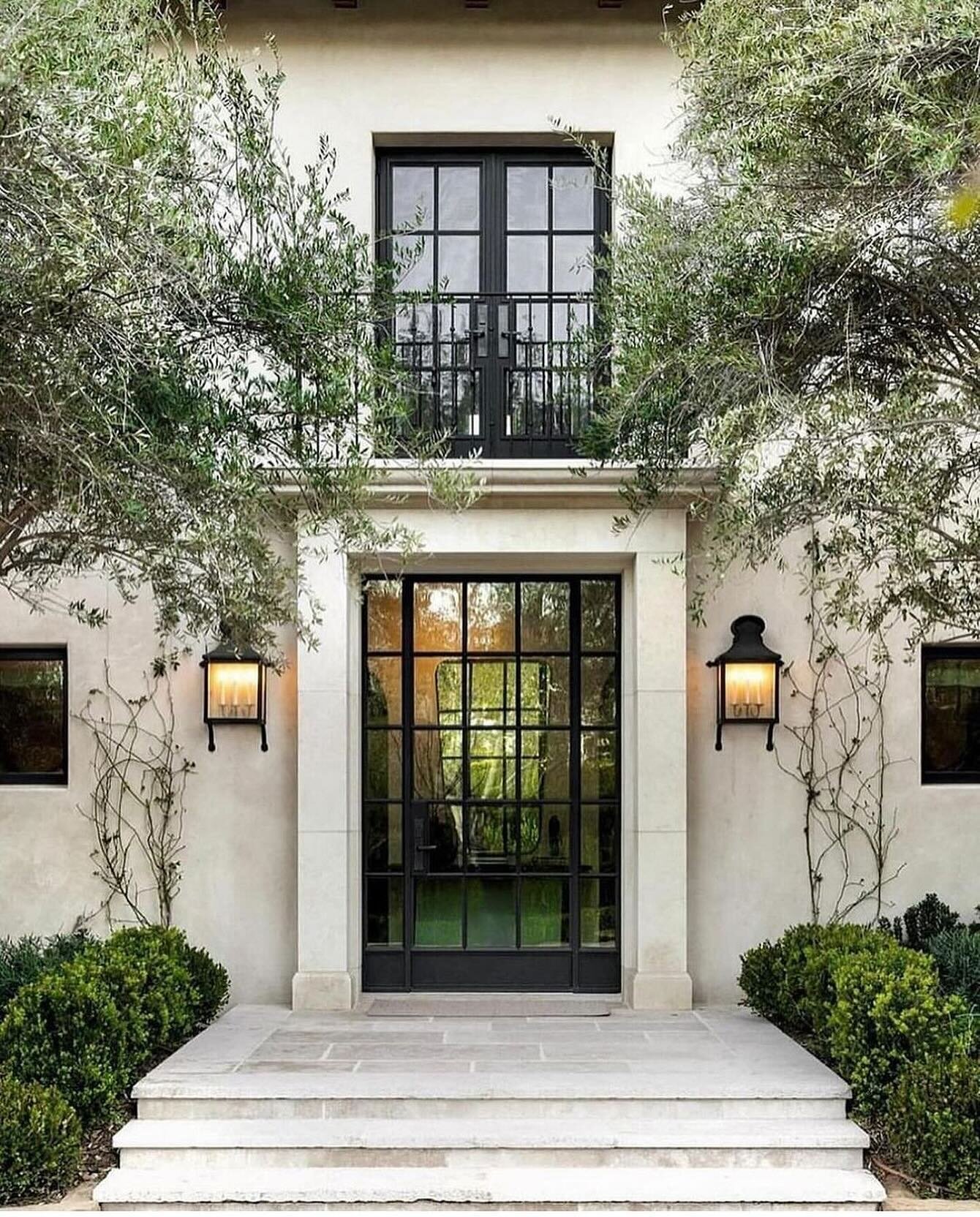 Spring has sprung in Santa Barbara, CA and it is long overdue | taylor_langella_design on the exterior stone, lighting and iron work. @megturnerdesign / @scott_harris_building 🌱🔧