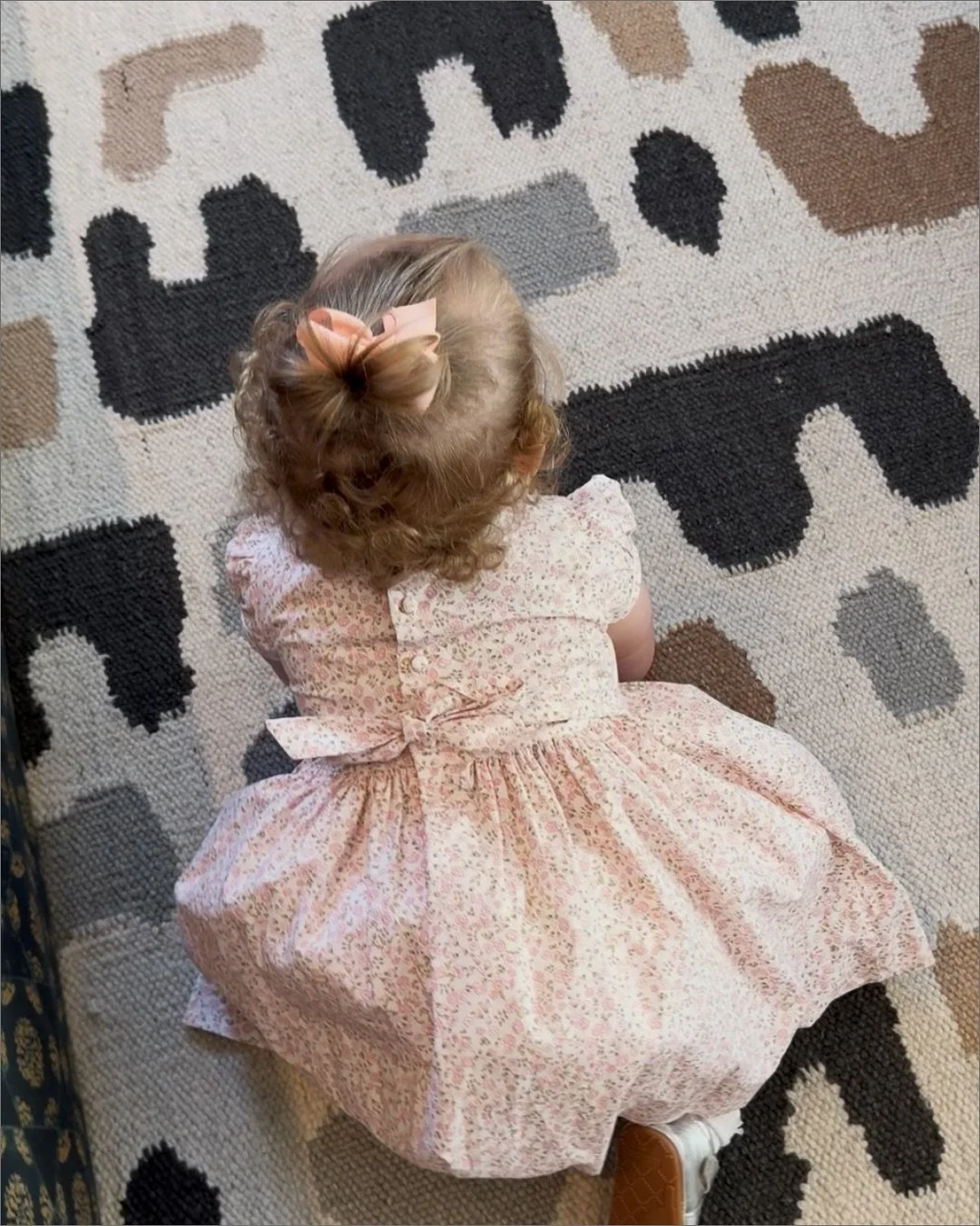 Easter weekend recap. We missed our annual desert tradition with family, (because too pregnant to move&hellip; lol), but this year was the sweetest kind of full to spend with friends that feel like family💐

Little moments, lots of laughs &amp; too m