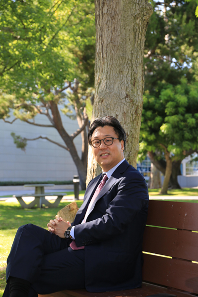 ▲ 박종환 엘리트 교육그룹 회장은 “학교 성적이나 대학 입시도 중요하지만 무엇보다도 자신의 삶이 행복한 학생이 될 수 있도록 지도하는 것이 꿈”이라고 강조했다.