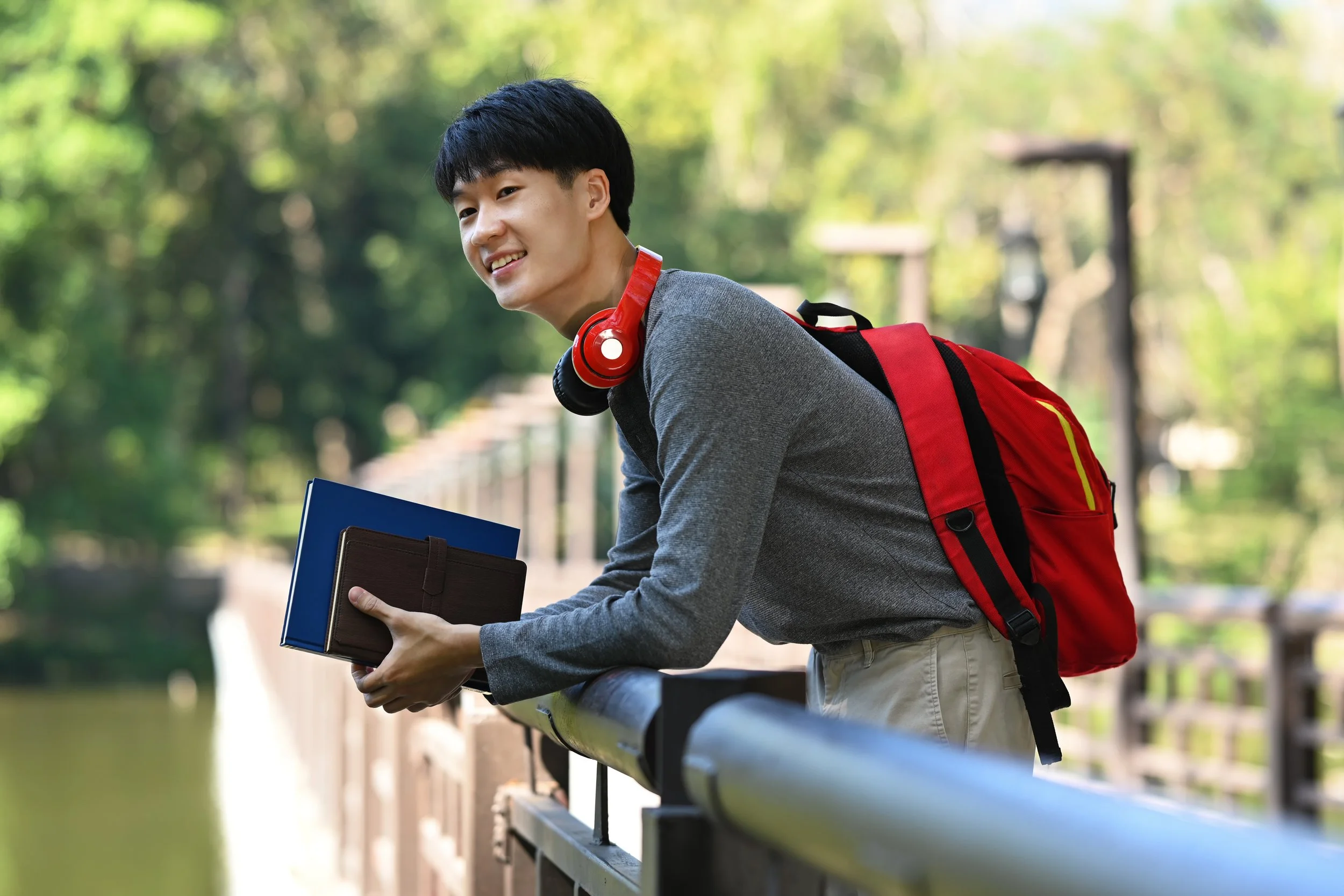 How to Brainstorm a College Essay: Finding Meaning in Your Everyday Experiences