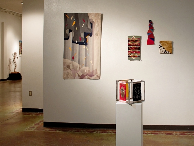 Elizabeth Buckley Portal, Jaye Whorton Wedge Weave I, Mary Rawcliffe Colton Bumps in the Road, Jaye Whorton Kaotic Klown ; pedestal: Ann Blankenship Four Directions Photo credit: Nancy Wohlenberg