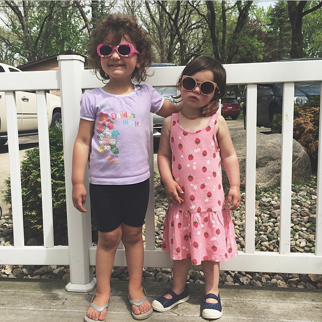 Mylie (my sister's youngest) and Rooney are one year apart and have become really close. (Isn't Mylie's hair such a hoot? I love it.)