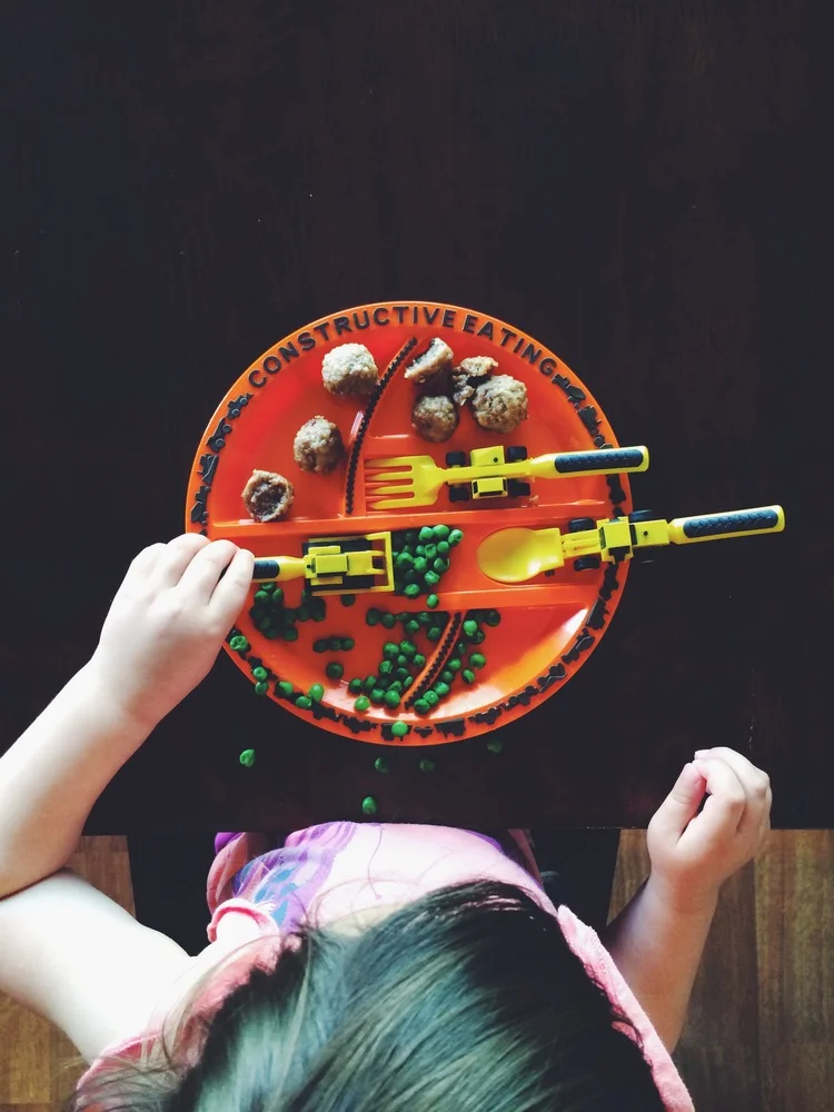 how to get a Rooney to eat peas