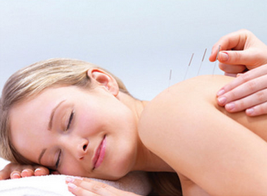 SoulSpace_About_AcupunctureLady.jpg