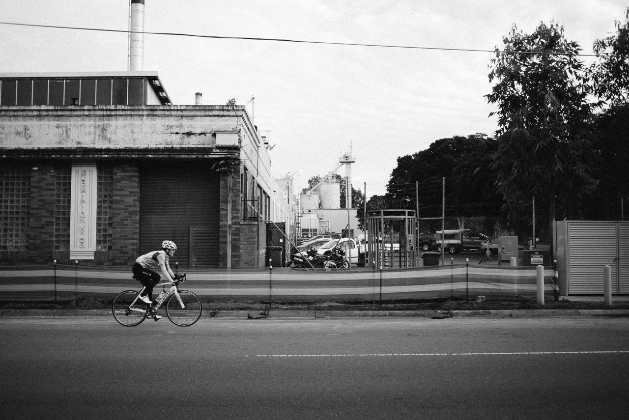 Nick-Bedford-Photographer-160618-071733-35mm Summarit, Brisbane, Leica M, Street Photography.jpg