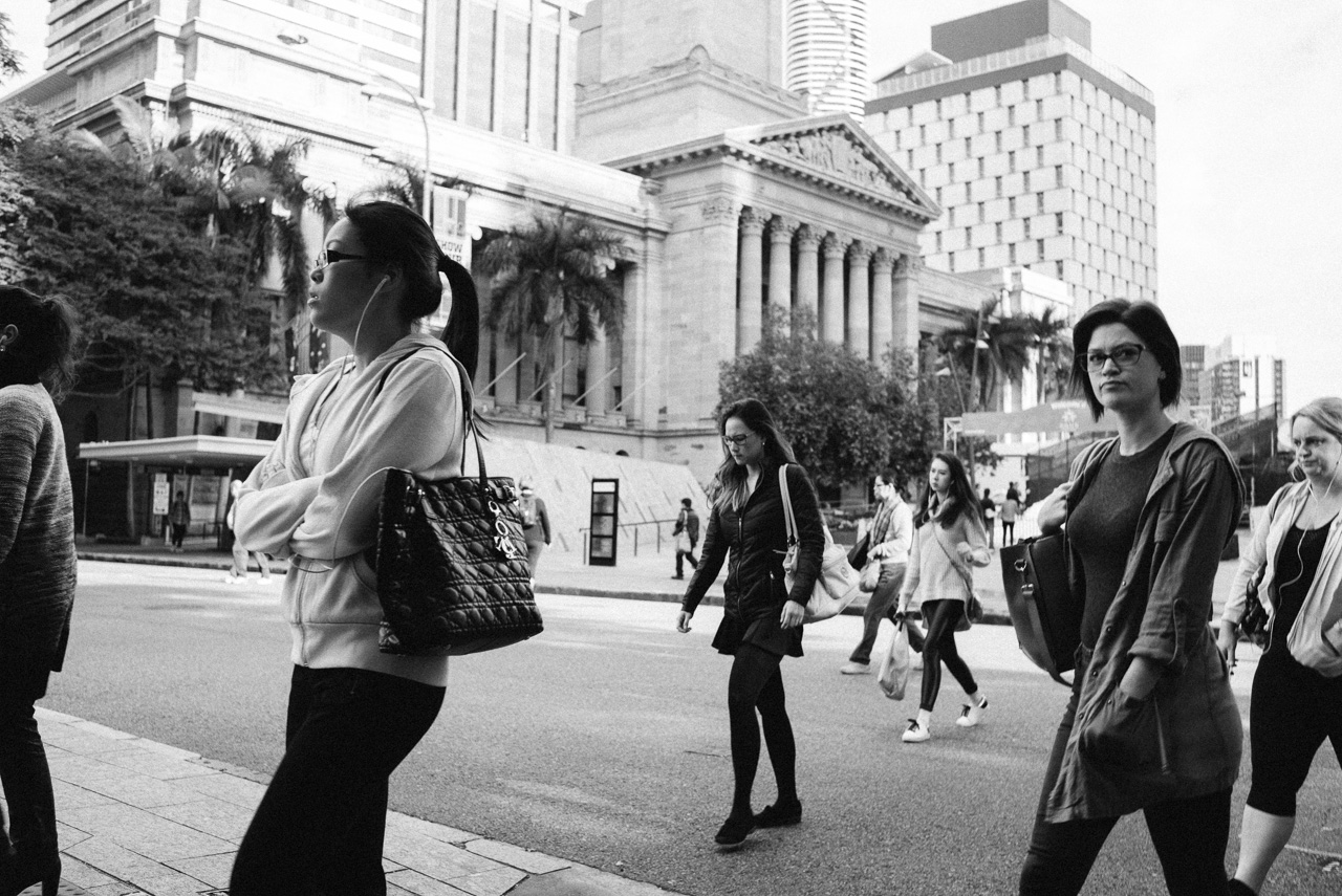 Nick-Bedford-Photographer-160618-084411-35mm Summarit, Brisbane, Leica M, Street Photography.jpg