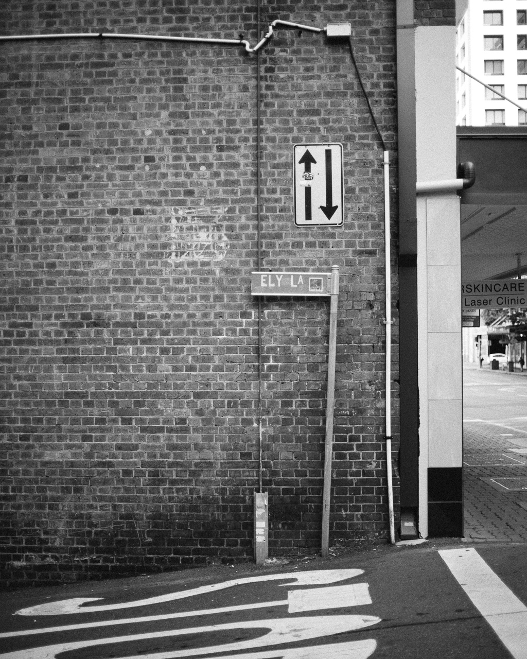 Nick-Bedford-Photographer-20160730-L1005009-Leica M Typ 240, Street Photography, Summilux 35mm, VSCO Film.jpg