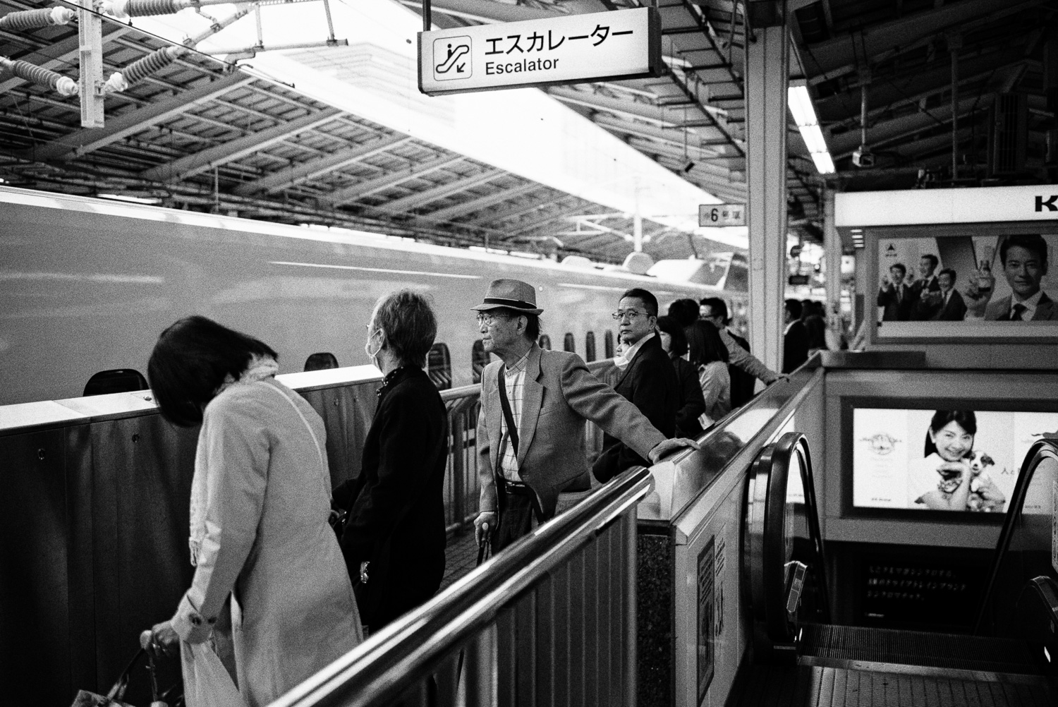  Shinkansen to Kyoto. 
