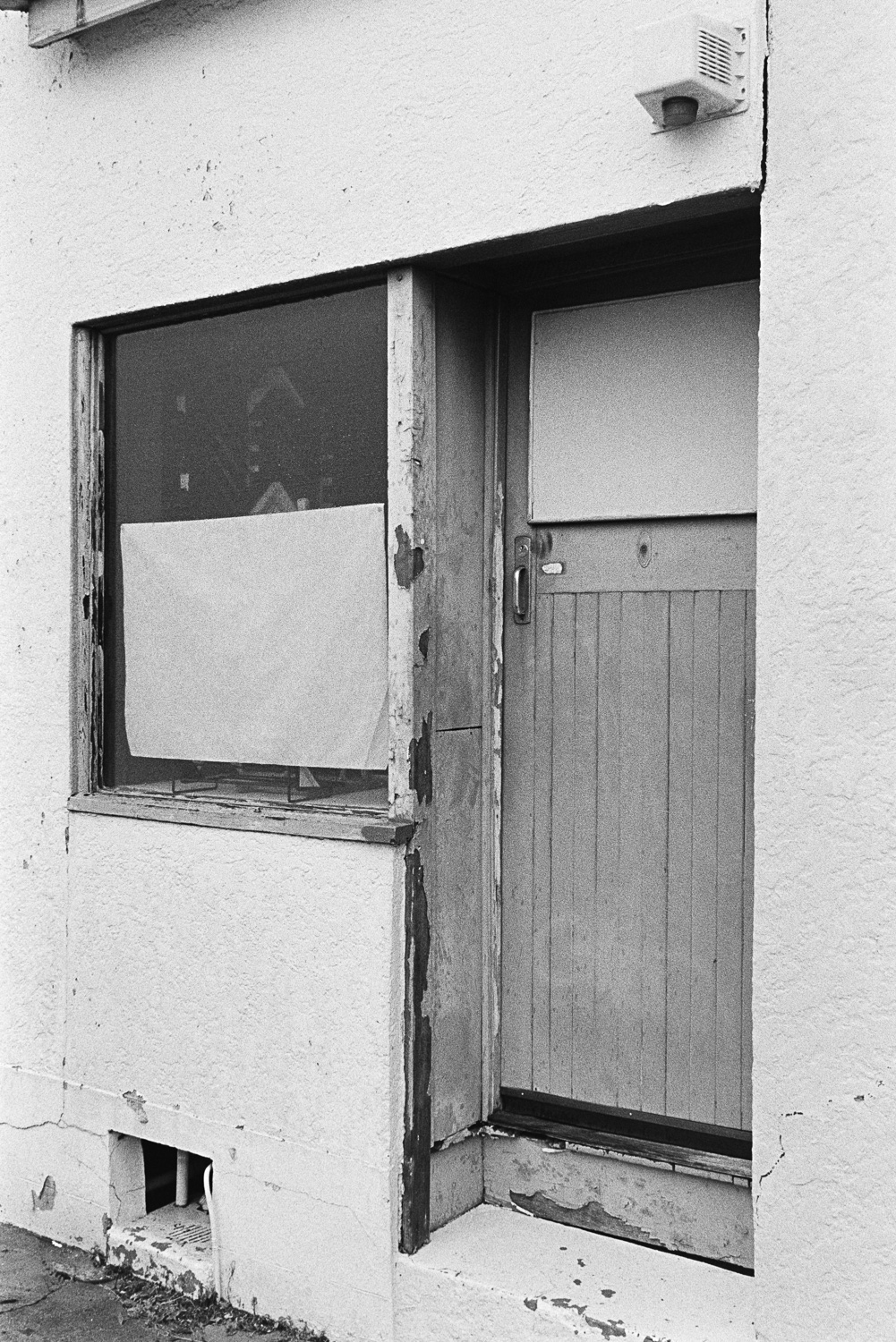 20181209 - Roll 267 - 035-Nick-Bedford,-Photographer-Black and White, Brisbane, Kodak TRI-X 400, Leica M7, Street Photography, Voigtlander 35mm F1.7.jpg