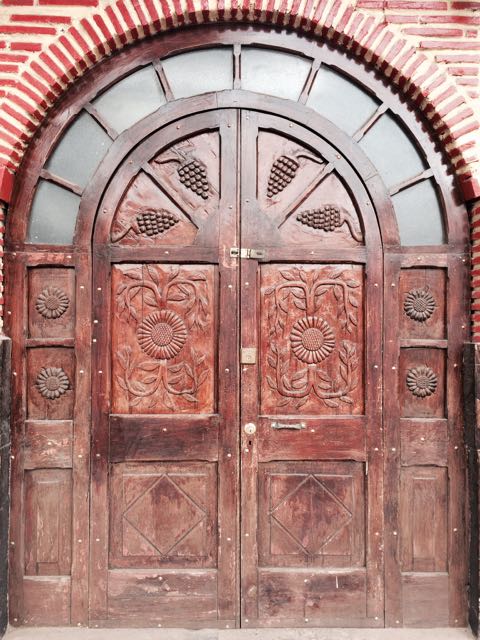 door in cusco.jpg