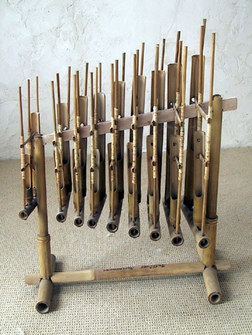 angklung-sm.jpg