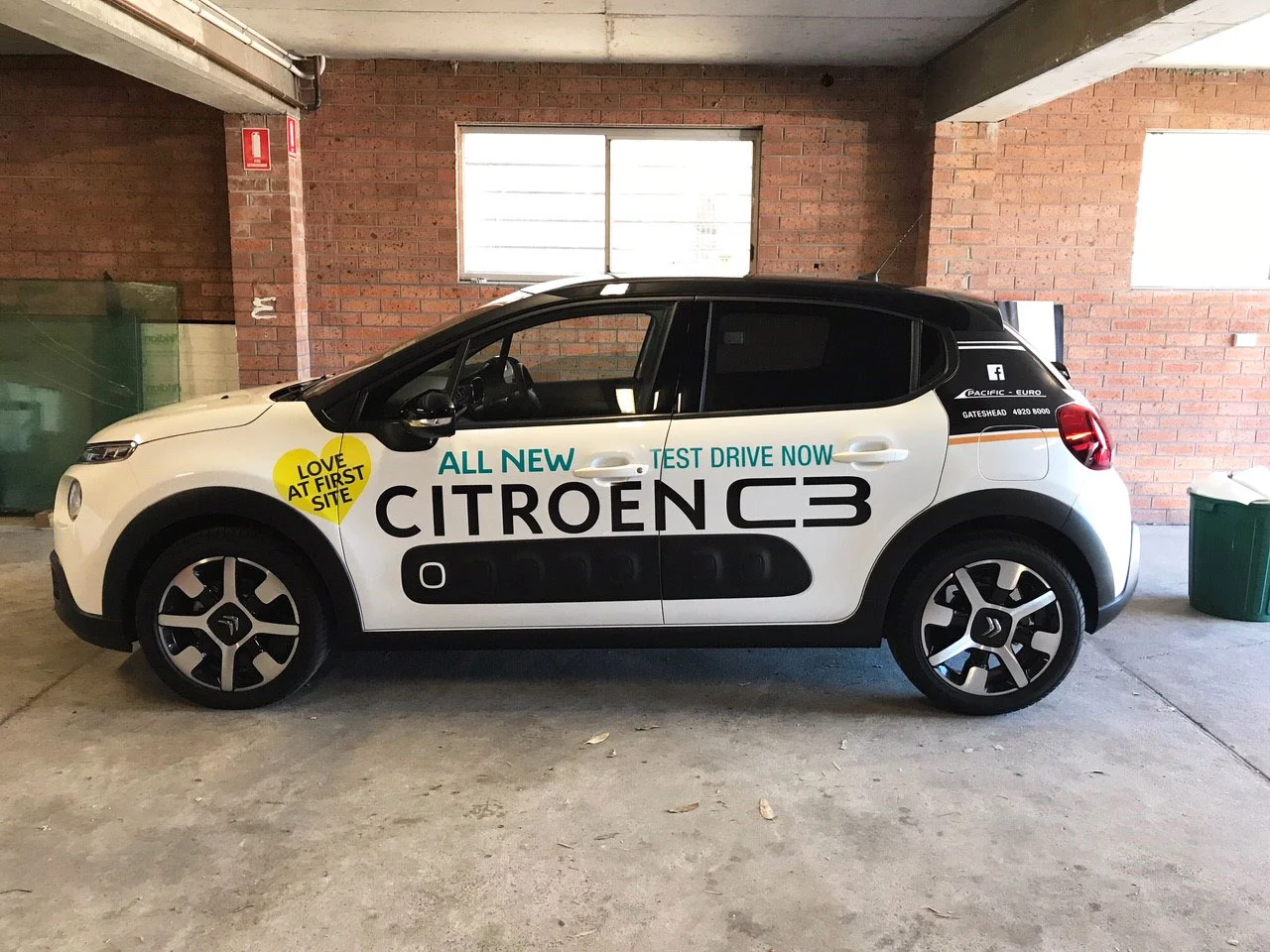 citroen-c3-passenger-think-graphic-communication.jpg