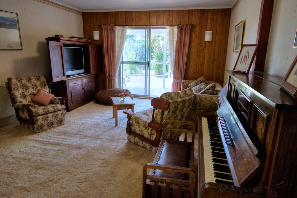 1st lounge room (with television)