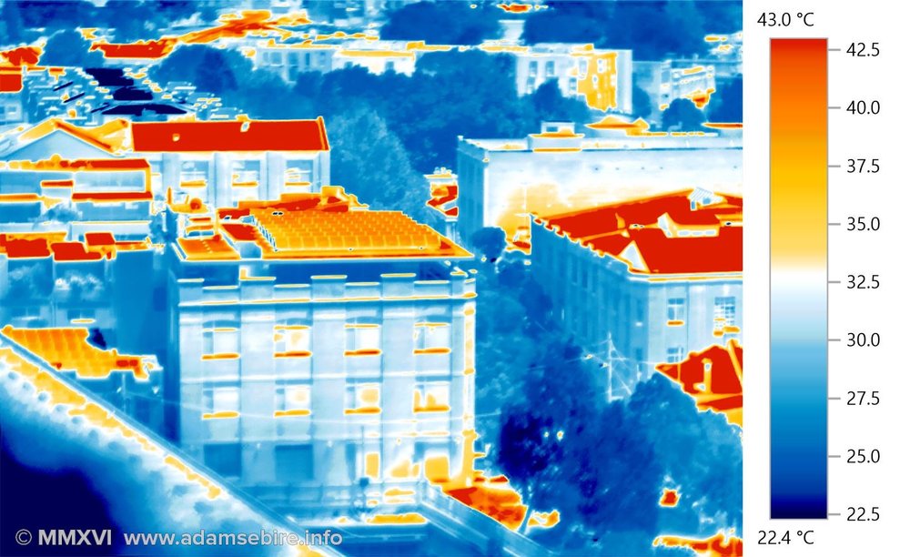 Rooftop with solar panels — urban heat islands (thermal image IR001350)