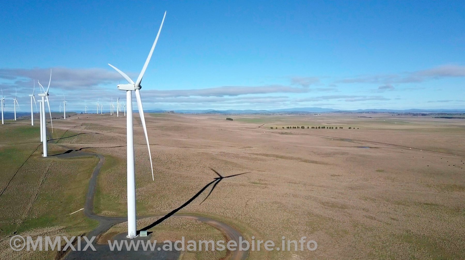 Wind Farm, Boco Ridge, NSW Australia.jpg
