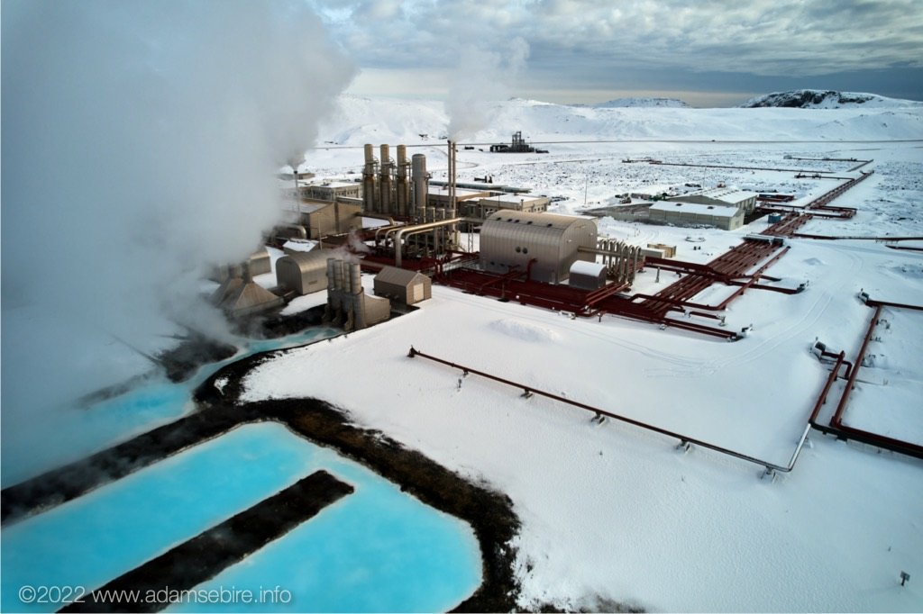 svartsengi-geothermal-power-plant-clean-renewable-energy-2.jpg