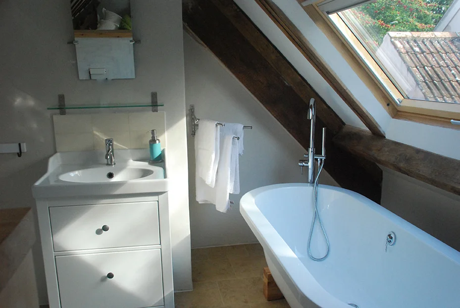 Relax and unwind in our luxury ensuite bathroom in the loft and gaze at the stars……..