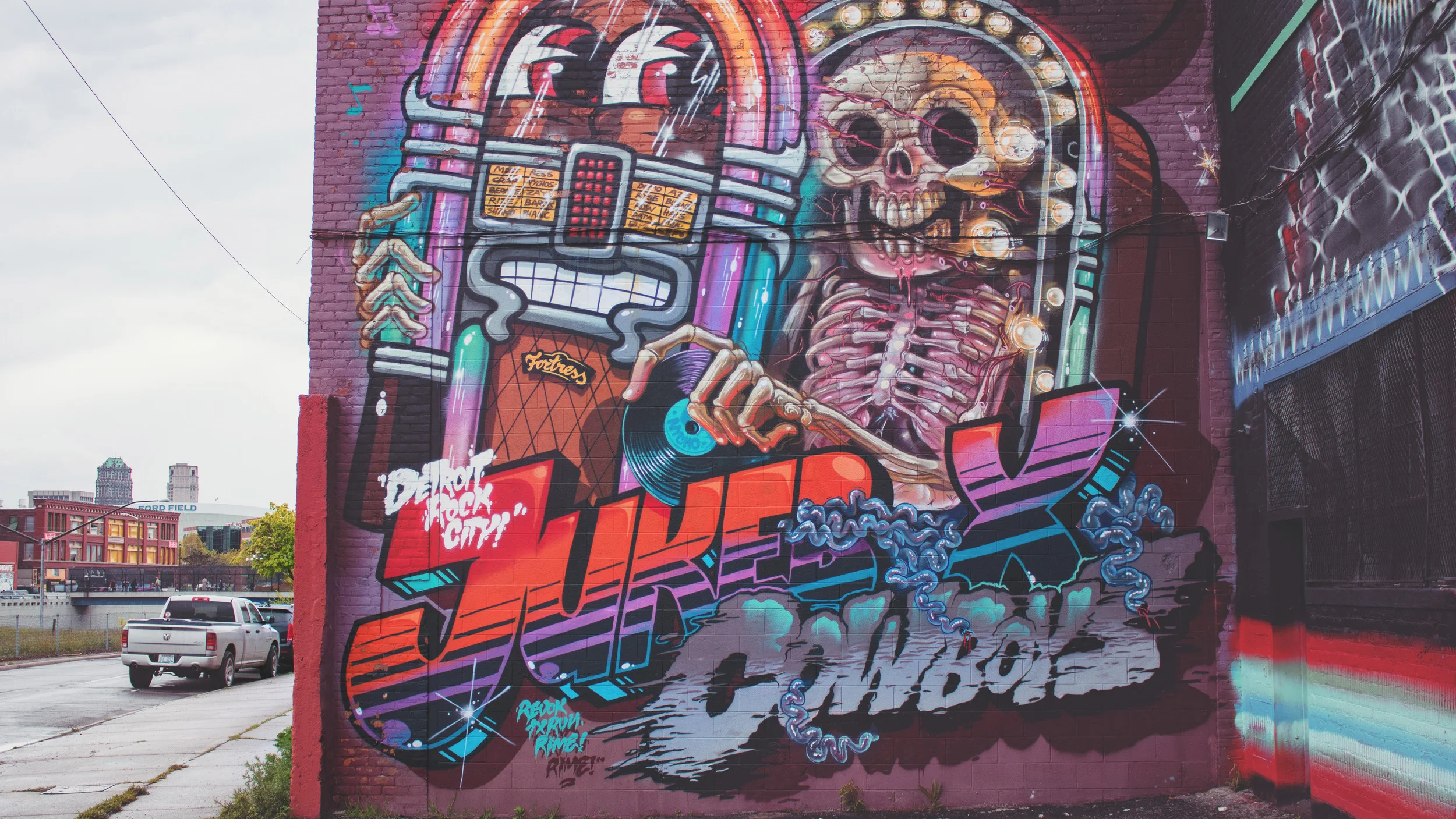 mural2.jpg