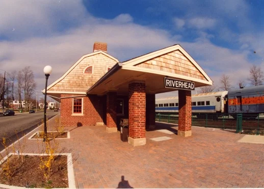 riverhead2_sm.jpg