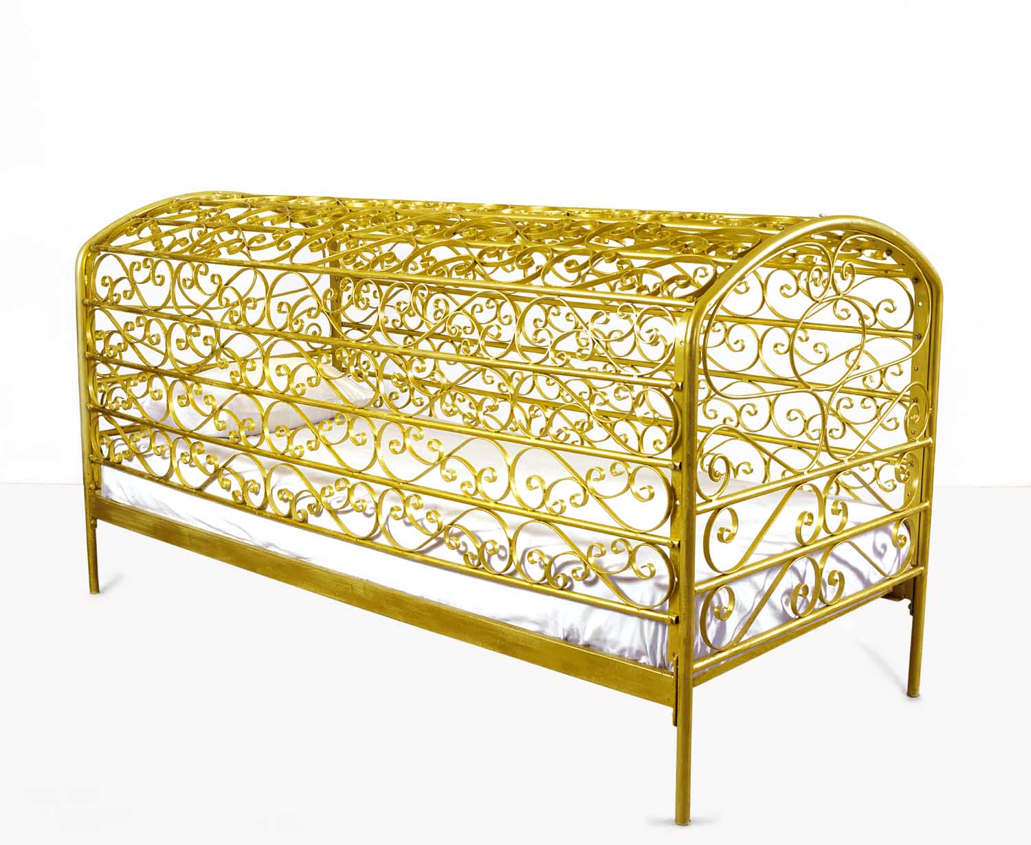 Maro Michalakakos Allerleirauh Metal frame, mattress, cotton sheets, pillow 81x43x36 inches