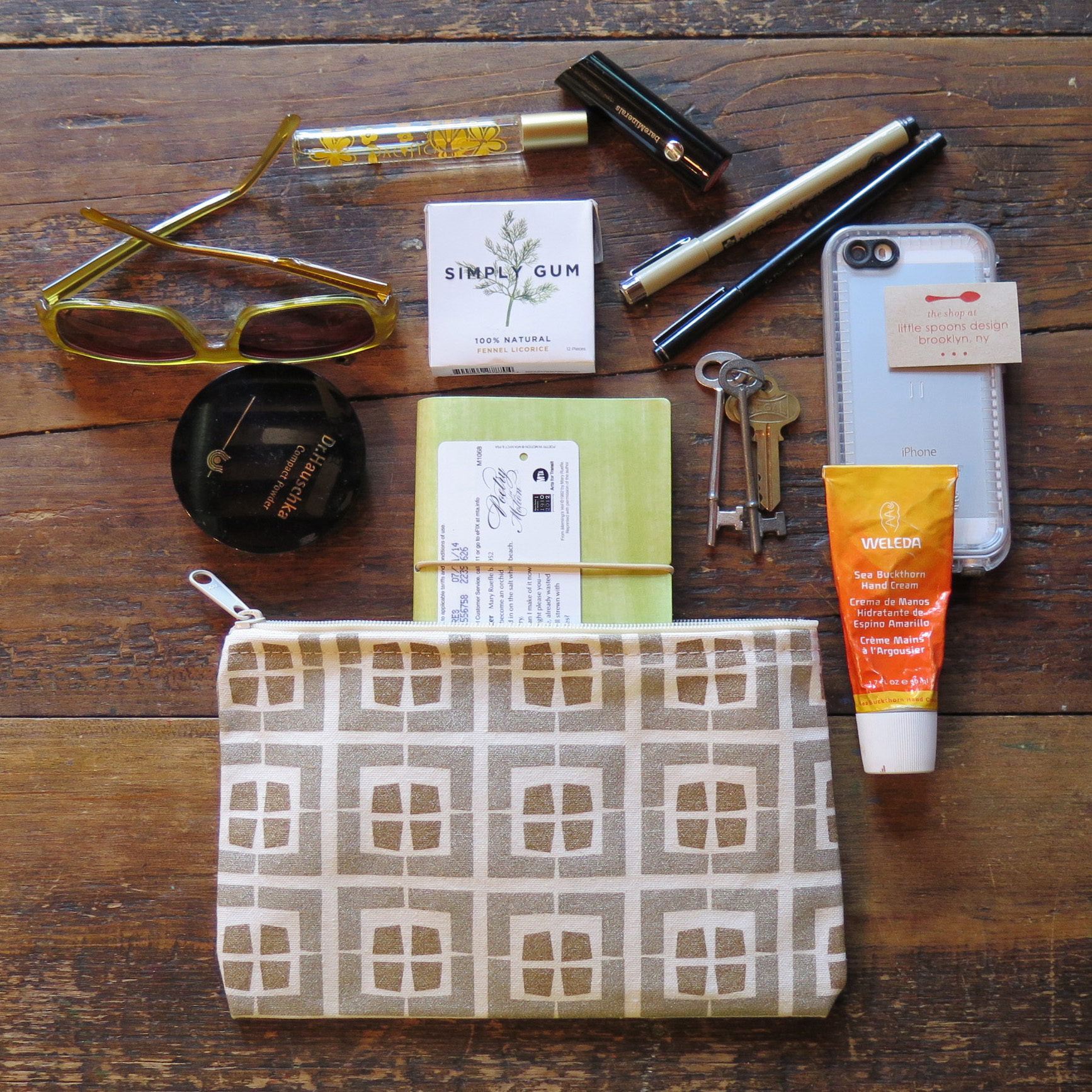 table.pouch.inside.jpg