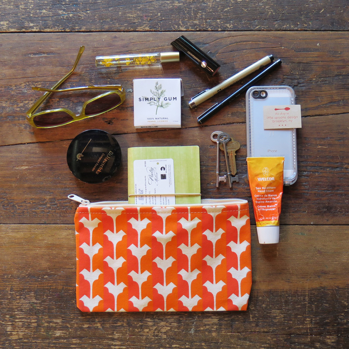 arches.pouch.contents.2.jpg