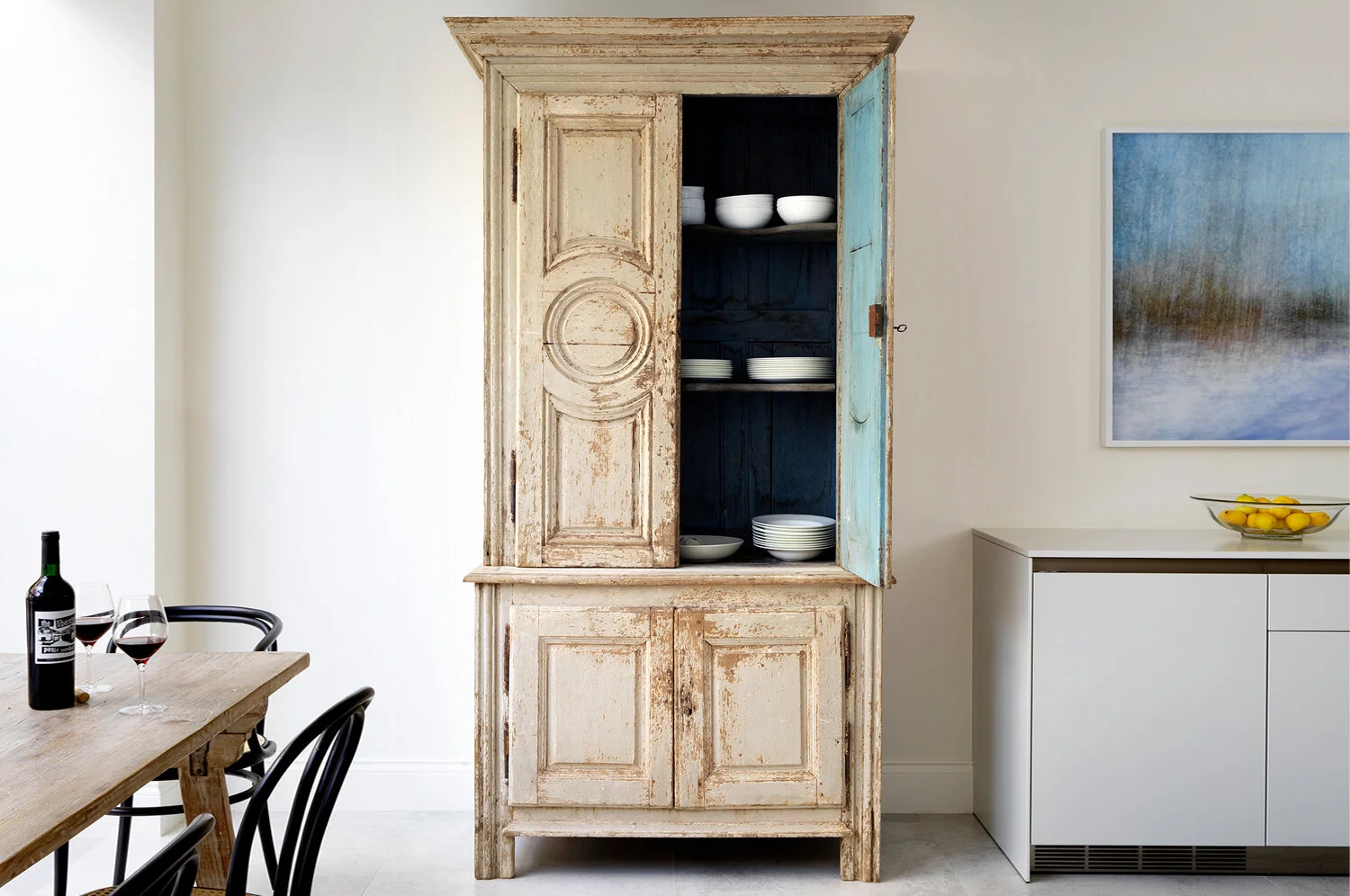 Cupboard.jpg