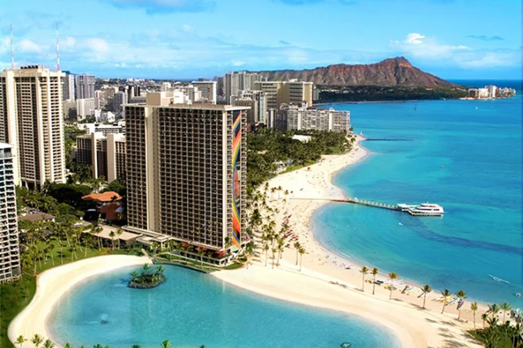 HiltonHawaiianVillageDukeKahanamokuLagoonAerial-low-680x5821.jpg