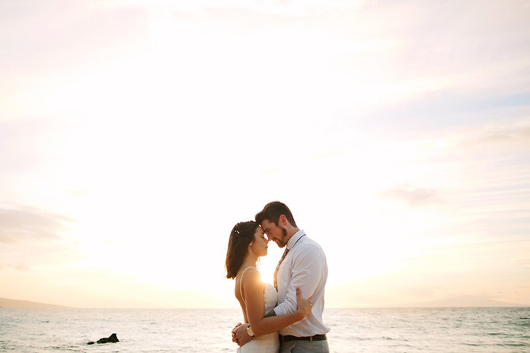 Maui-Beach-Wedding-070616-FEATURED.jpg