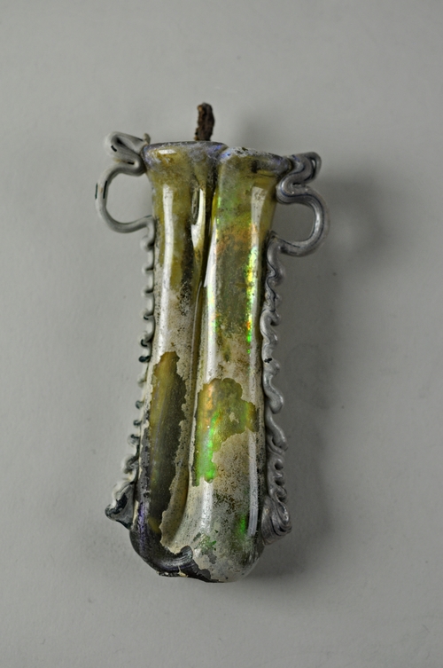 Double Bottle with Kohl Stick