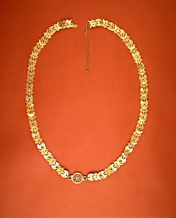 The conserved necklace.