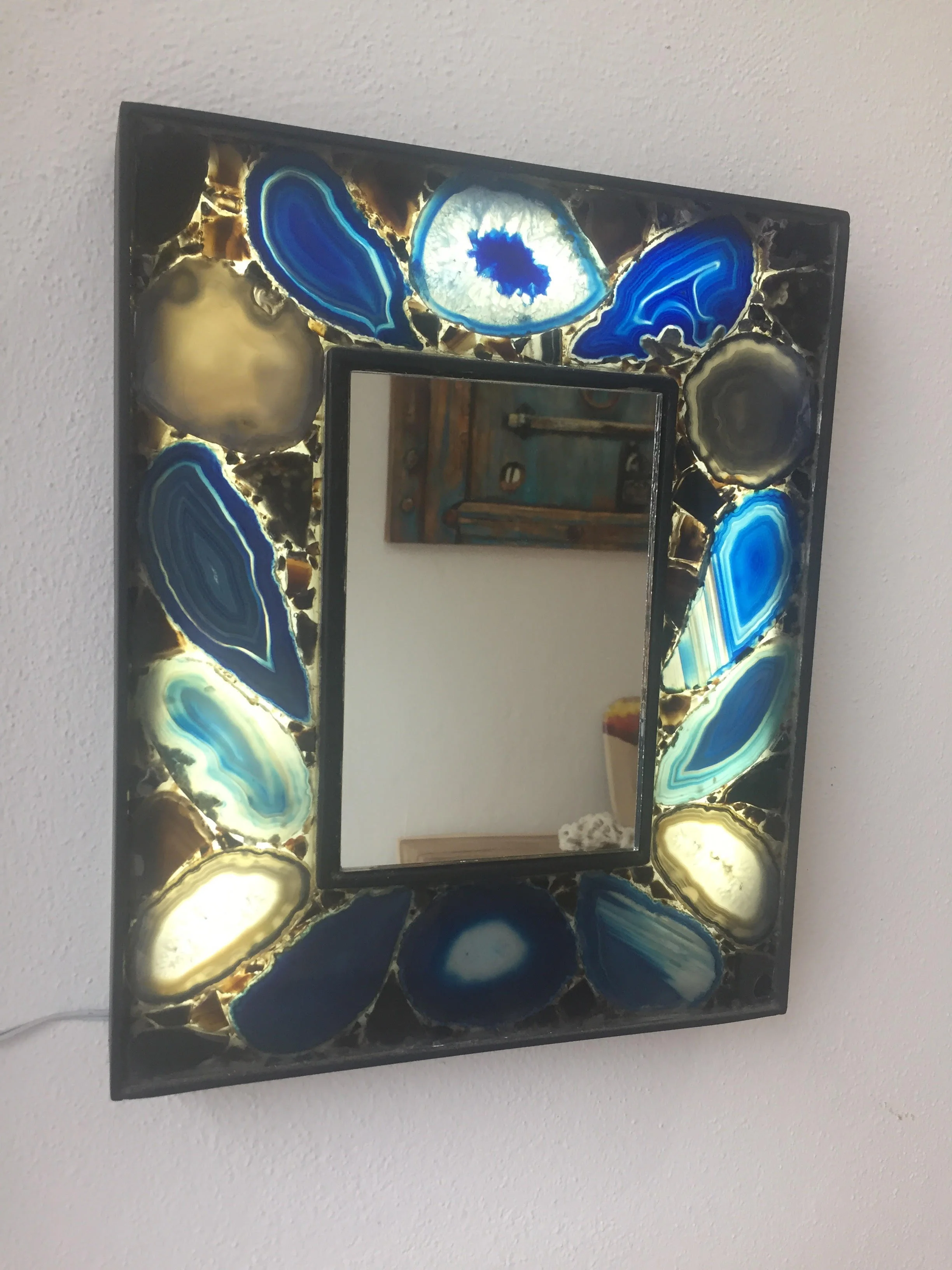 blueagatemirror.jpg