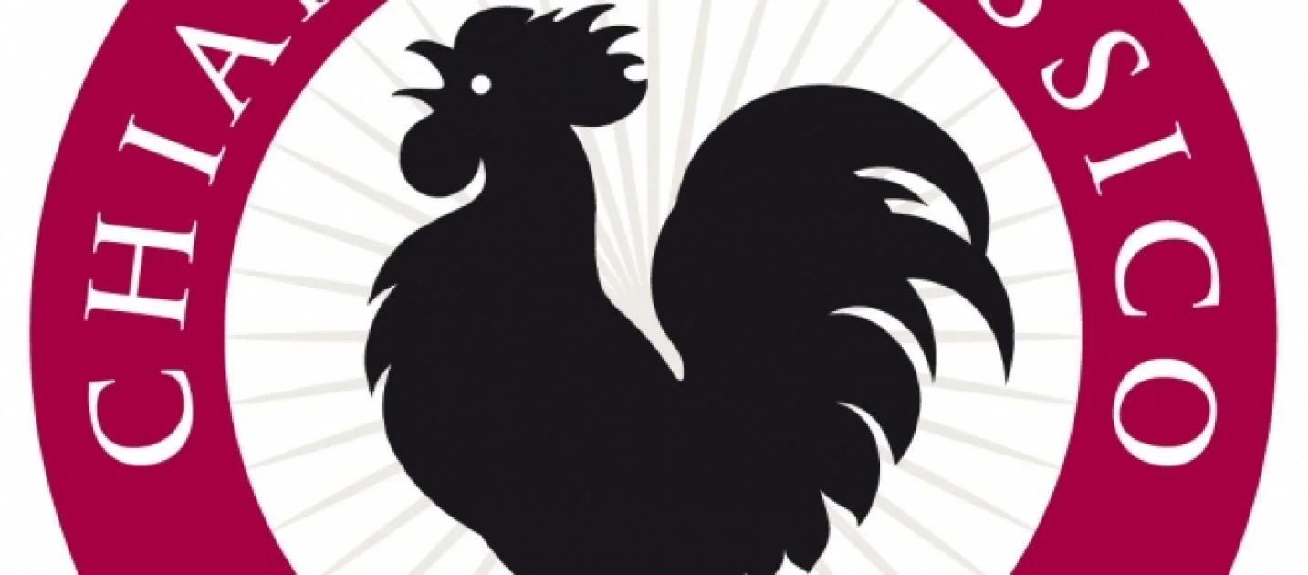 Why is there a Black Rooster on the Chianti bottles?