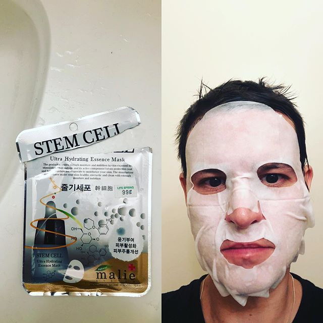 I can&rsquo;t remember who gave me this face mask but I&rsquo;ll be sure to let everyone know if it works well! #skincare #chicagoskincare #chicagoskintherapist #chicagoskinexpert #chicagoskin #lakeviewskincare #antiaging #retinol #40yearsold