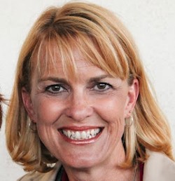 Leah Vriesman, Director ExecEd HP, UCLA