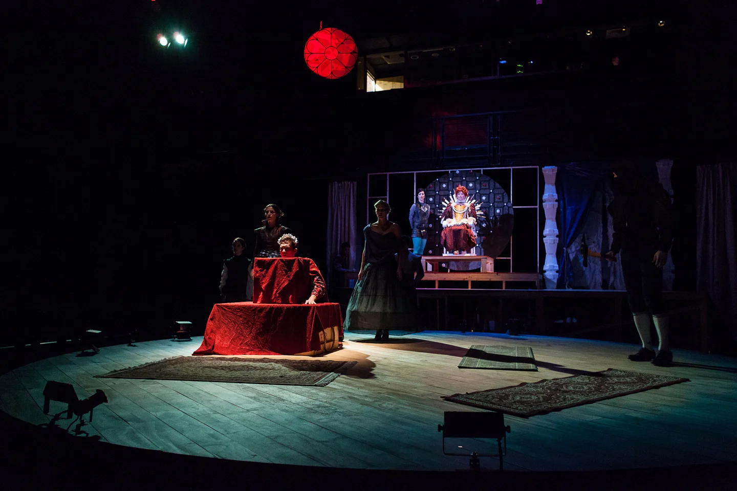 Elizabeth (Regan Linton) watches as Mary Queen of Scots gets executed.