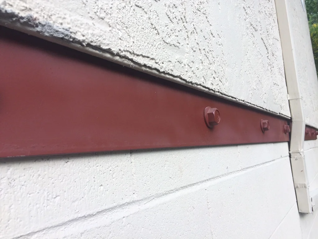 Bolted Strap