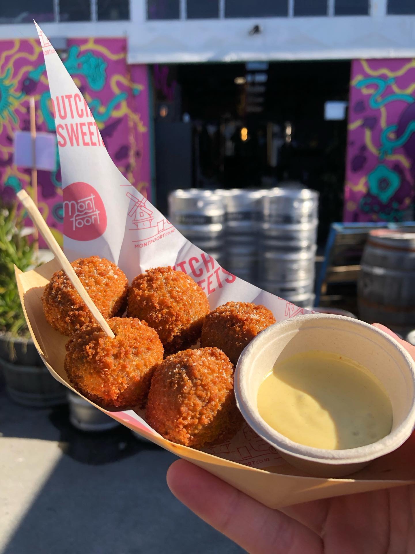 It&rsquo;s Wellington Anniversary weekend! And this Saturday we&rsquo;ll be slinging delish Dutch beer snacks to go with your @duncansbrewing cold ones ✨ 

Crispy salty fried bitterballen, krokketen and fries from midday. Poffertjes and stroopwafels 